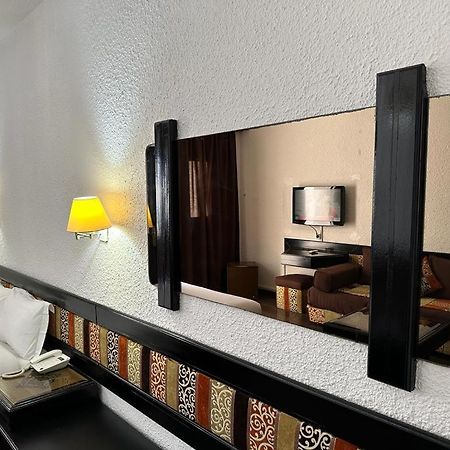 Ourida Urban Hotel Rabat Esterno foto