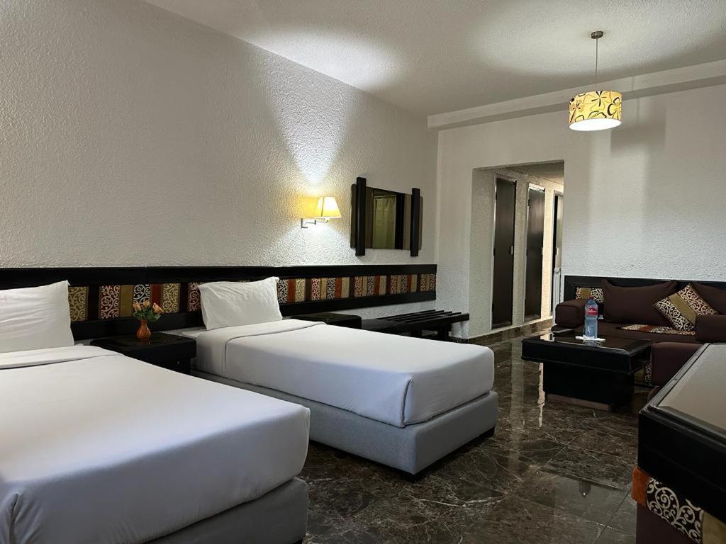 Ourida Urban Hotel Rabat Esterno foto