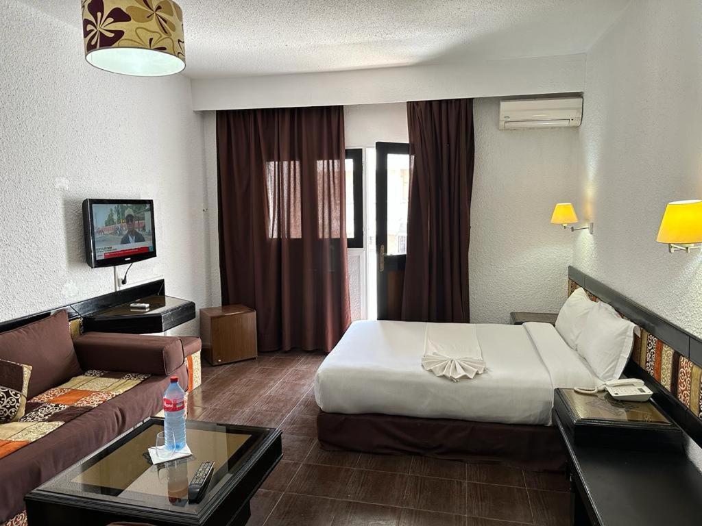 Ourida Urban Hotel Rabat Esterno foto