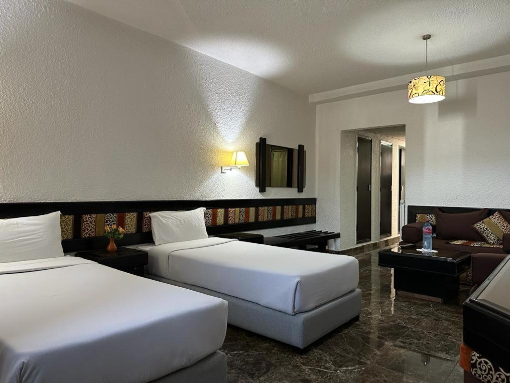 Ourida Urban Hotel Rabat Esterno foto